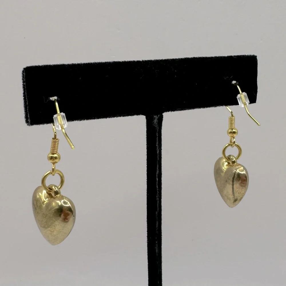 VINTAGE Gold-Tone Puffy Heart Dangle Earrings